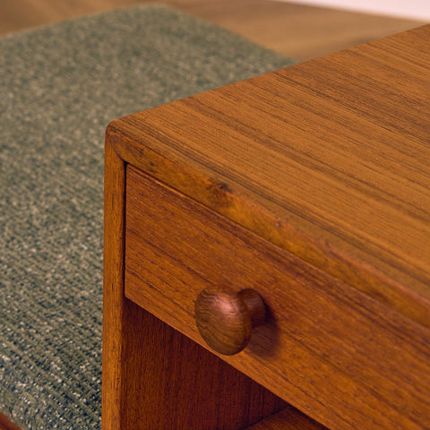 Swedish hall bench in teak by Gunnar Myrstrand för Tingströms, model 'Casino'