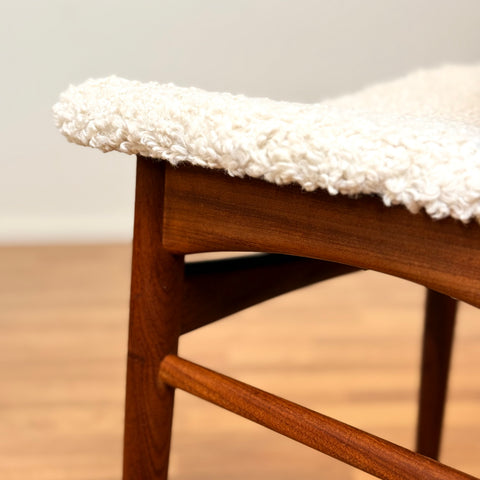 Danish set of 6 dining chairs in teak