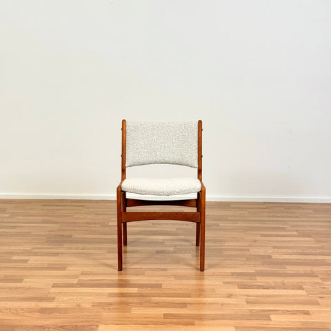 Danish set of 4 dining chairs in oak by Eric Buch