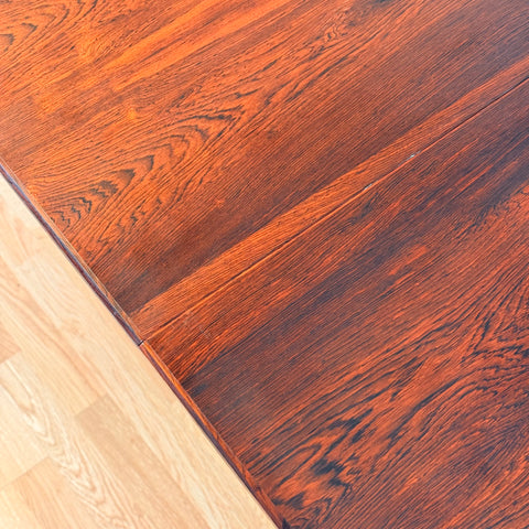 Danish round dining table in Santos rosewood with 2 ext