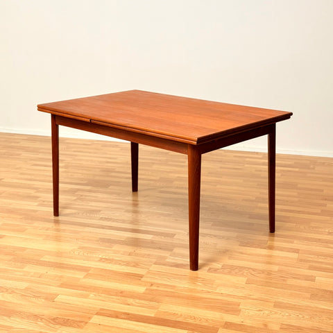 Danish rectangular dining table in teak