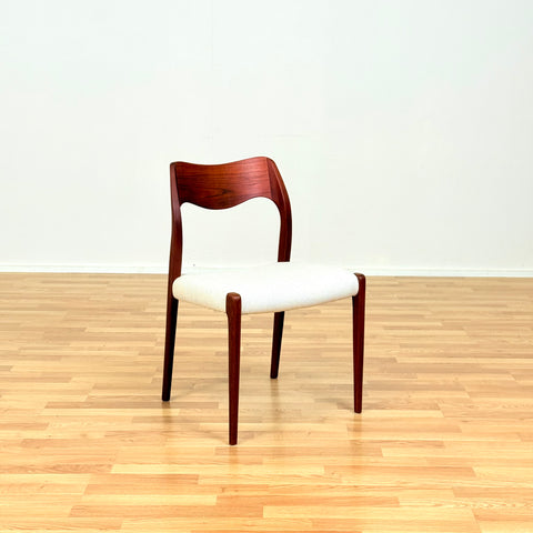 Danish set of 2 dining chairs 'model 71' by Niels O. Møller