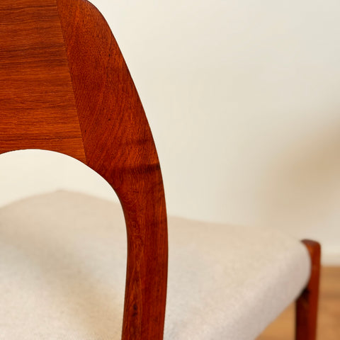Danish set of 4 dining chairs 'model 71' by Niels O. Moller