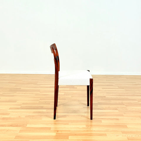 Swedish set of 4 dining chairs "Garmi" by Nilson Jonsson for Troeds
