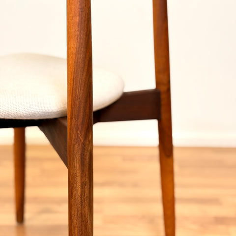 Set of 6 dining chairs in walnut by Harry Østergaard, 1950s-60s, Denmark