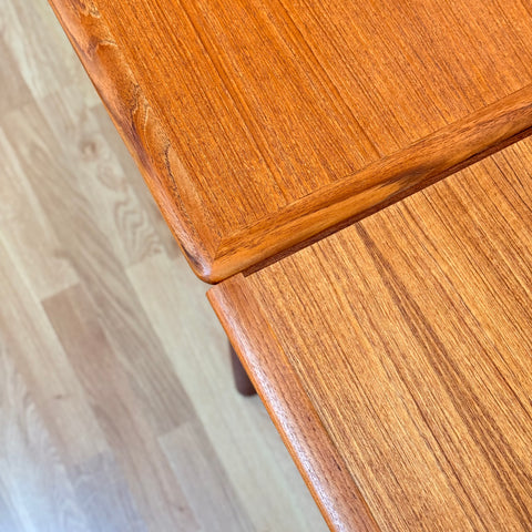 Danish dining table with in teak