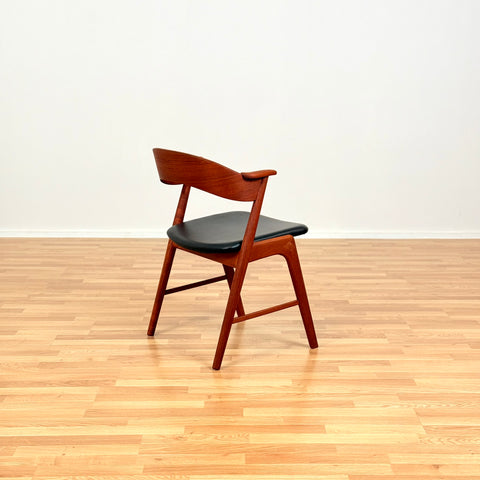 Danish set of 6 dining chairs in teak by Kai Kristiansen