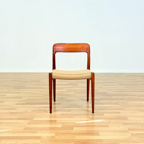 Danish set of 4 dining chairs 'model 75' by Niels O. Moller