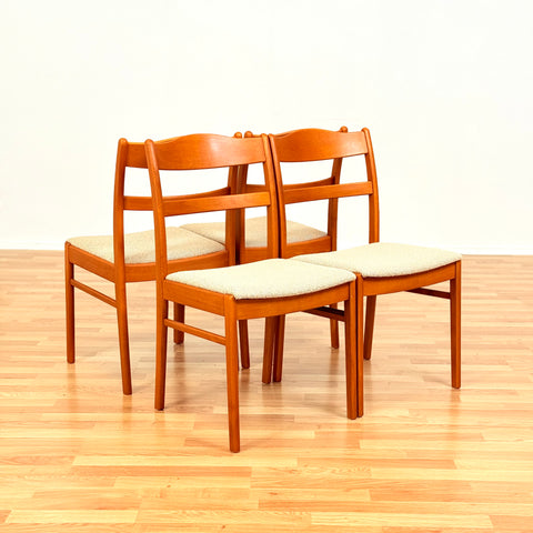 Swedish set of 4 dining chairs in beech
