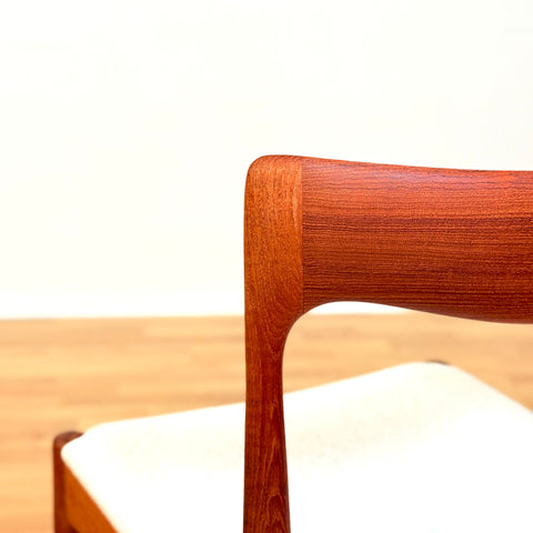 Danish set of 4 dining chairs in teak by Arne Vodder for Vamo Søderborg