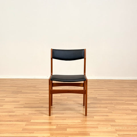 Danish set of 4 dining chairs by Erik Buch for Nova Stolefabrik