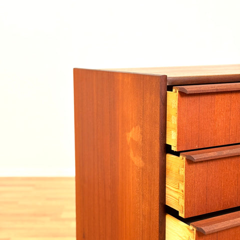 Danish chest of drawers in teak by Hanbjerg Møbelfabrik
