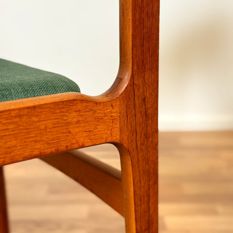 Danish set of 6 dining chairs in teak by Erik Buch