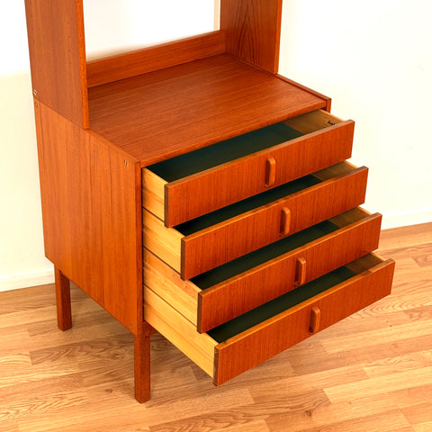 Bookshelf in teak by B. Fridhagen for Bodafors, 1960s-70s, Sweden