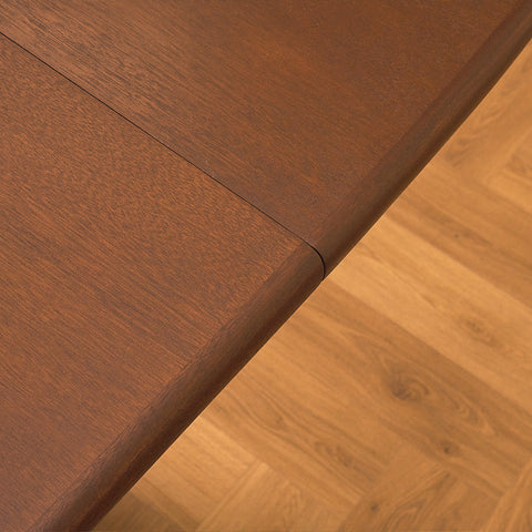 Danish dining table in mahogany by Skovby