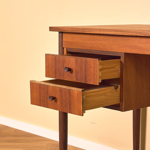 Danish writing desk in teak and walnut