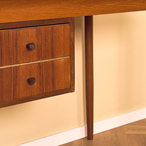 Danish writing desk in teak and walnut