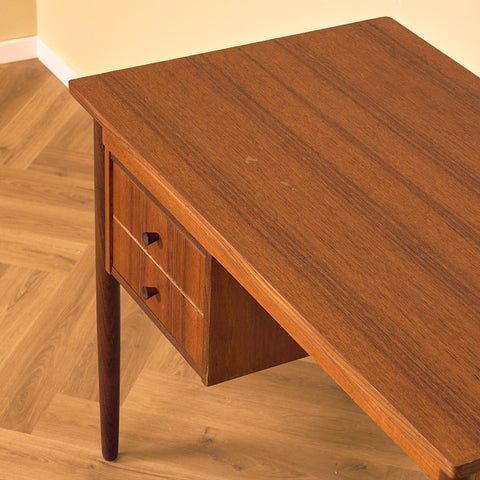 Danish writing desk in teak and walnut