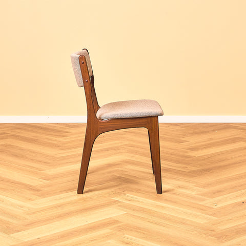 Danish set of 6 dining chairs in solid walnut by Erik Buch