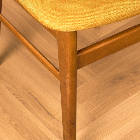 Matstolar i teak och bok av Farstrup, modell 210