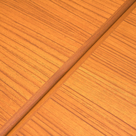 Danish dining table in teak
