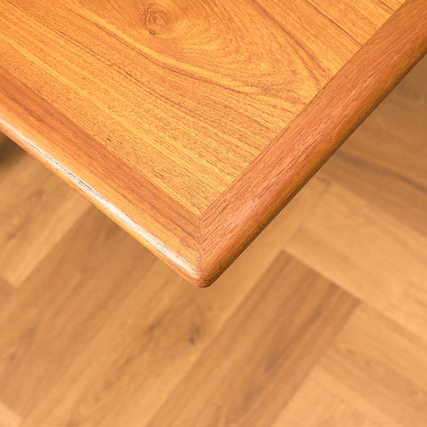 Danish dining table in teak