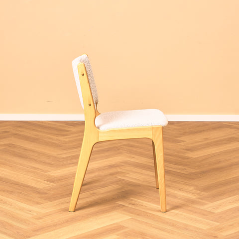 Danish dining chairs in beech by Erik Buch for Anderstrup Møbelfabrik, model 89