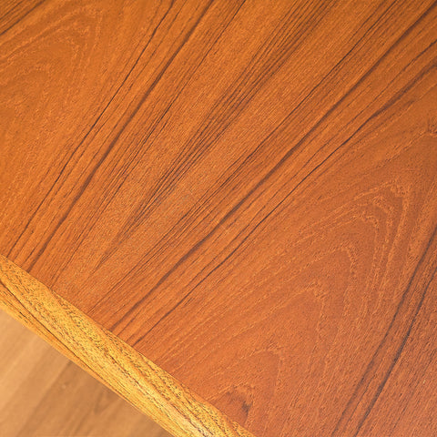 Danish round dining table in teak by D-Scan
