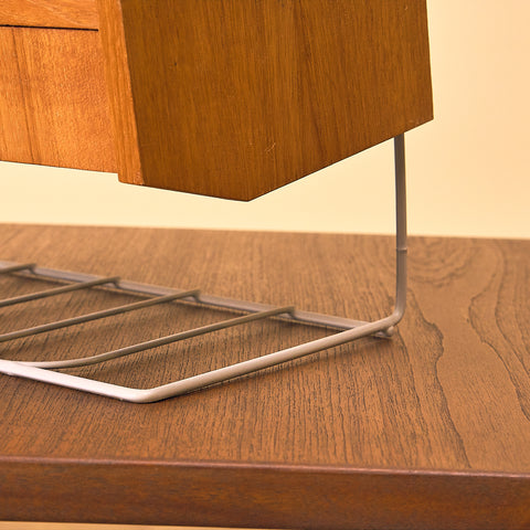 Svensk telefonhylla / sidobord i teak