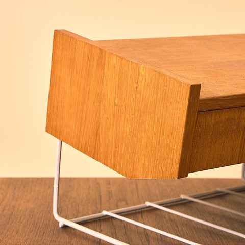 Svensk telefonhylla / sidobord i teak