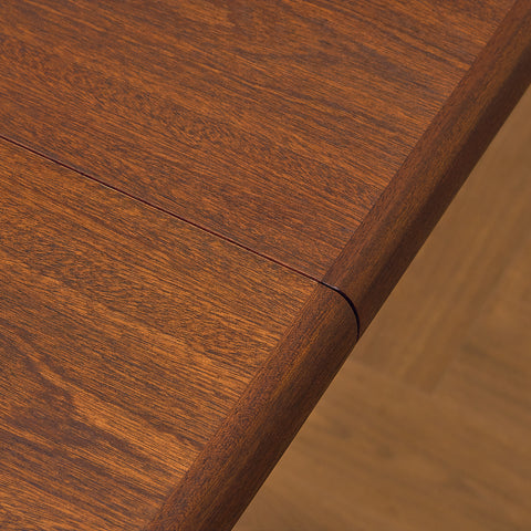 Danish oval dining table in mahogany by Skovby Møbelfabrik