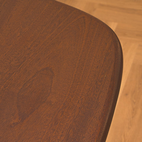 Danish oval dining table in mahogany by Skovby Møbelfabrik