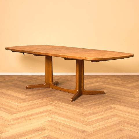 Danish oval dining table in teak by Niels Møller for Gudme Møbelfabrik