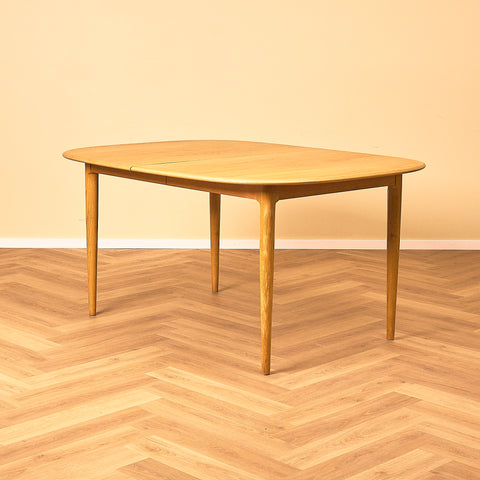 Danish oval dining table in oak by Skovmand & Andersen