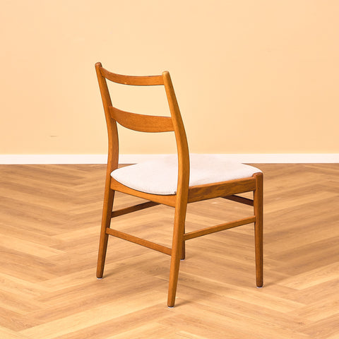 Swedish dining chair in oak