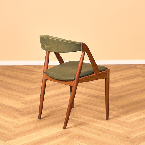 Danish dining chairs in teak, model 31 by Kai Kristiansen
