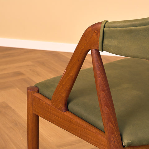 Danish dining chairs in teak, model 31 by Kai Kristiansen