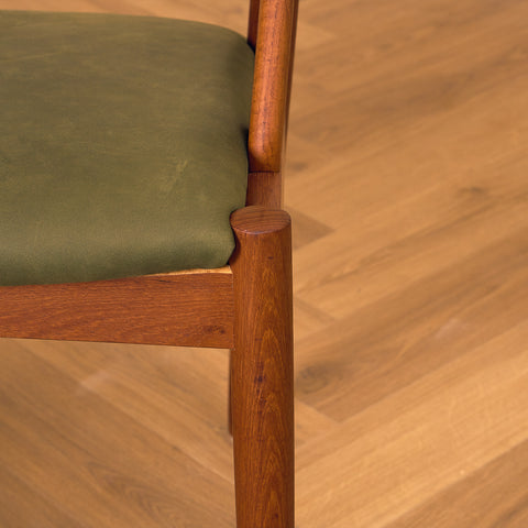 Danish dining chairs in teak, model 31 by Kai Kristiansen