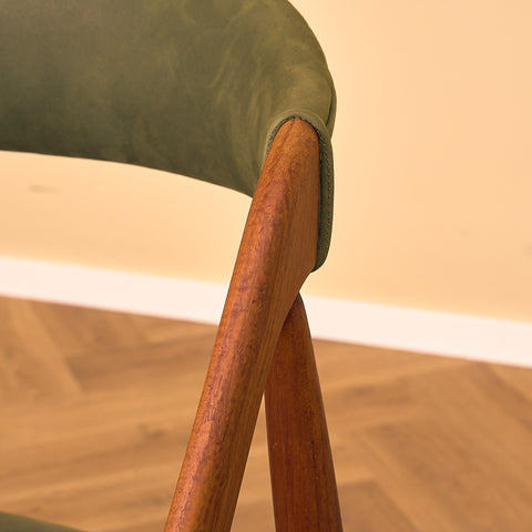 Danish dining chairs in teak, model 31 by Kai Kristiansen