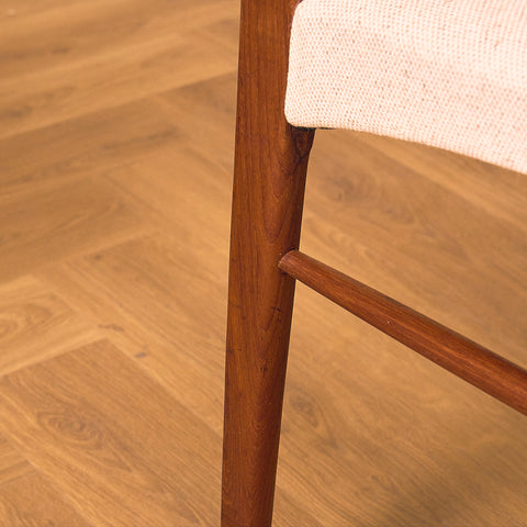 Danish dining chairs in teak in the style of Ejner Larsen