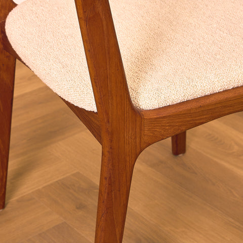 Danish set of 4 dining chairs in teak