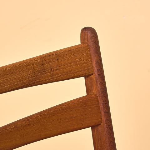 Danish set of 4 dining chairs in teak