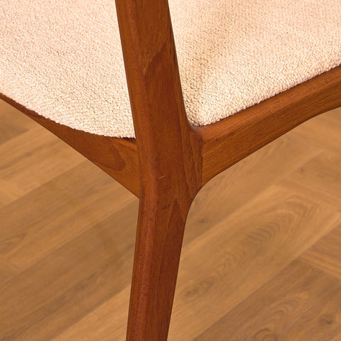 Danish set of 4 dining chairs in teak