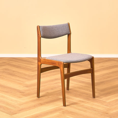Danish set of 6 dining chairs in teak by Erik Buch for Nova Stolefabrik