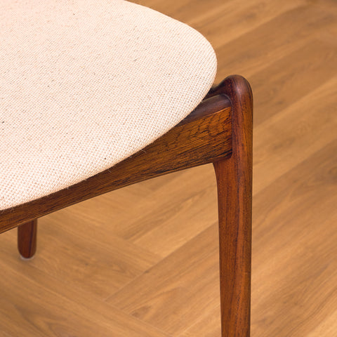 Danish dining chairs in Santos rosewood by Erik Buch for Oddense Maskinsnedkeri, model OD49