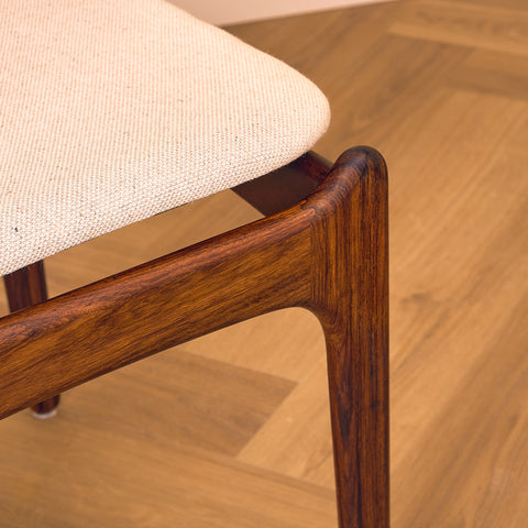 Danish dining chairs in Santos rosewood by Erik Buch for Oddense Maskinsnedkeri, model OD49