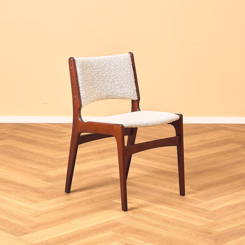 Danish dining chairs in mahogany by Erik Buch for Anderstrup Møbelfabrik, model 89
