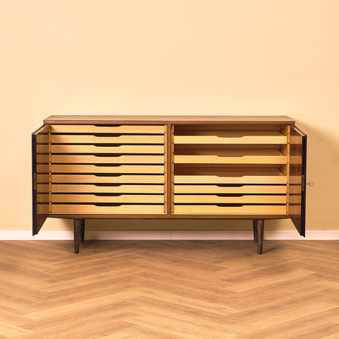 Danish sideboard in Santos rosewood by Carlo Jensen for Poul Hundevad