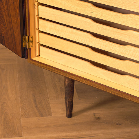 Danish sideboard in Santos rosewood by Carlo Jensen for Poul Hundevad