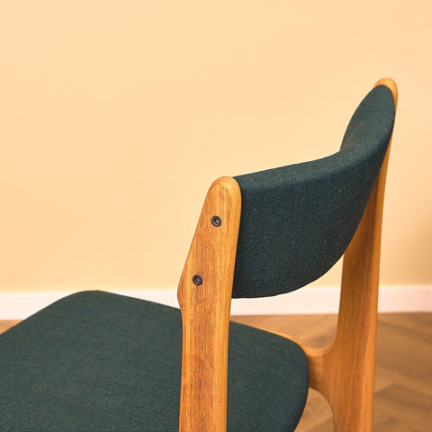 Danish set of 4 dining chairs in oak by Erik Buch for Nova